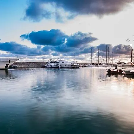 Bateau-hôtel Boat & Breakfast *